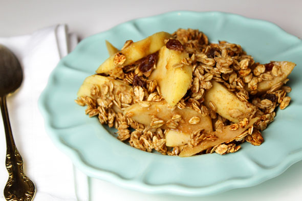 Apple Crisp (by StriaghtUpFood.com)