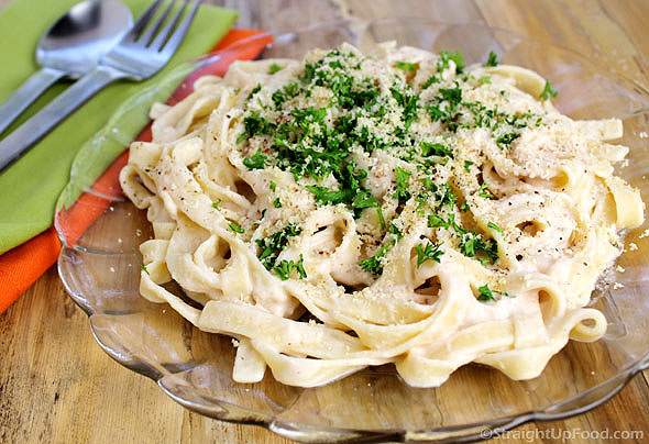 Fettuccine Alfredo